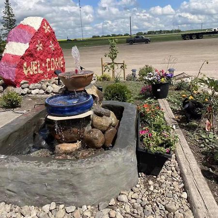Dundurn Motel Екстериор снимка
