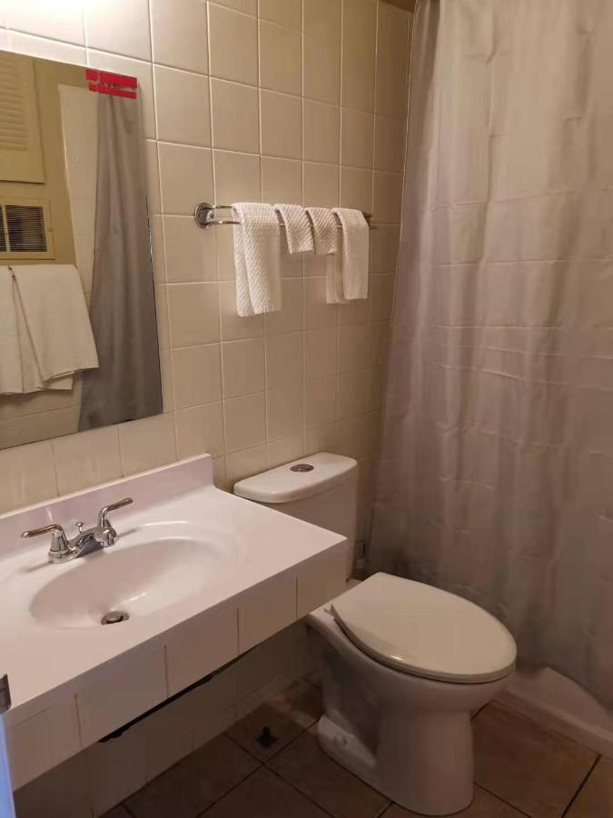 Dundurn Motel Екстериор снимка