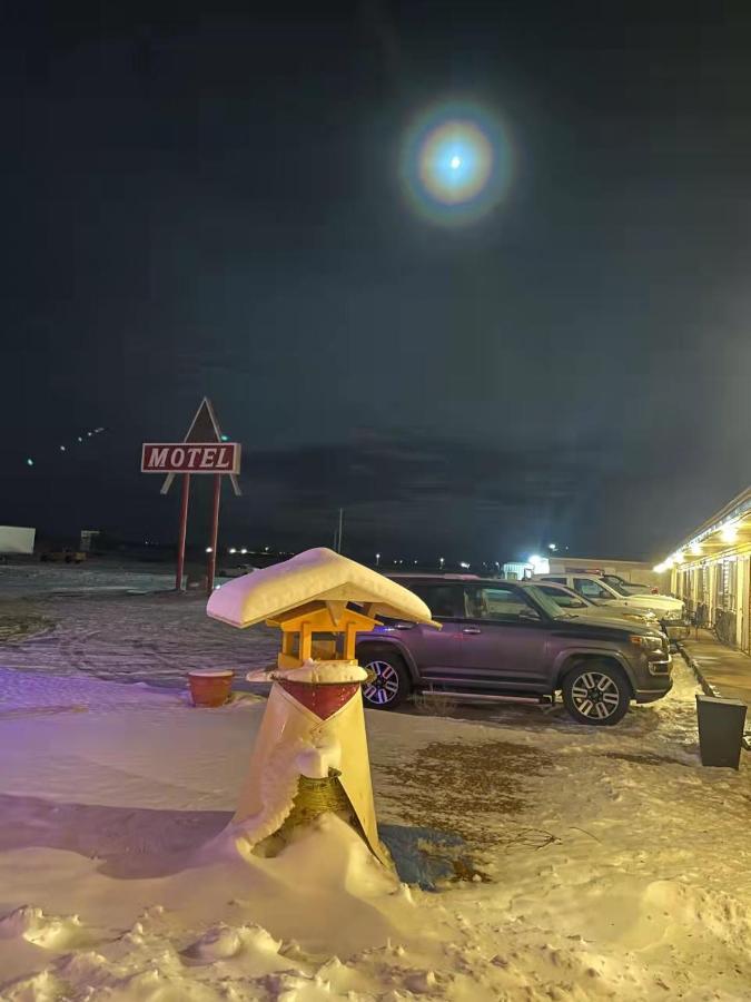 Dundurn Motel Екстериор снимка