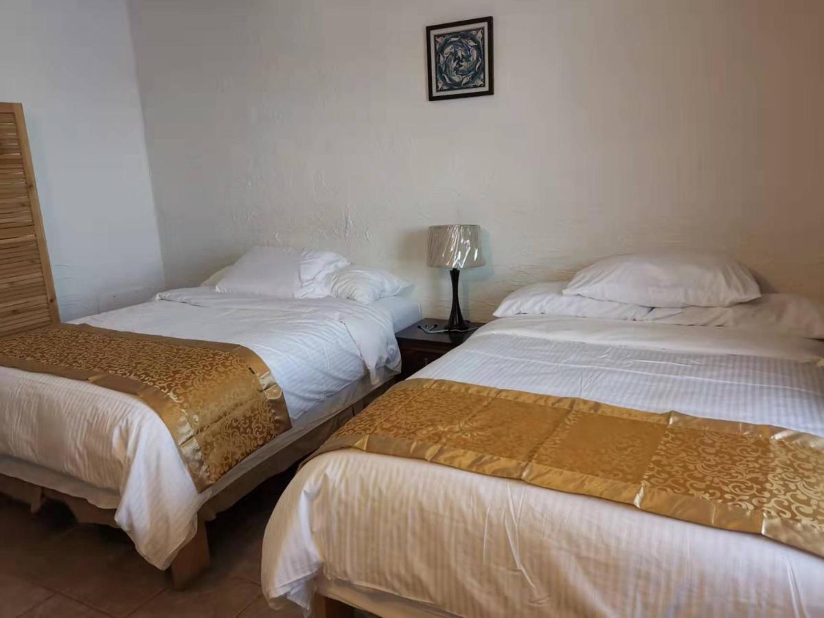 Dundurn Motel Екстериор снимка