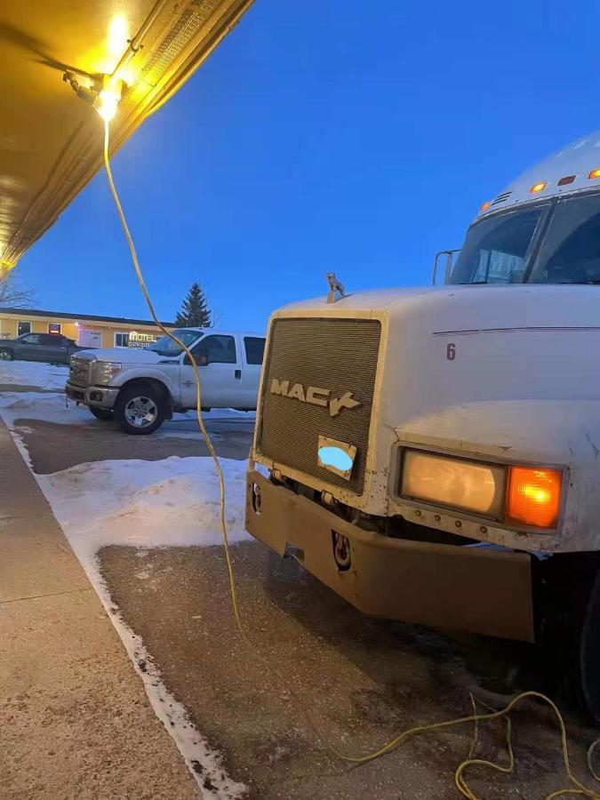 Dundurn Motel Екстериор снимка