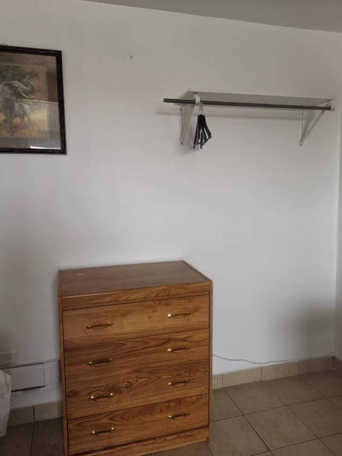 Dundurn Motel Екстериор снимка