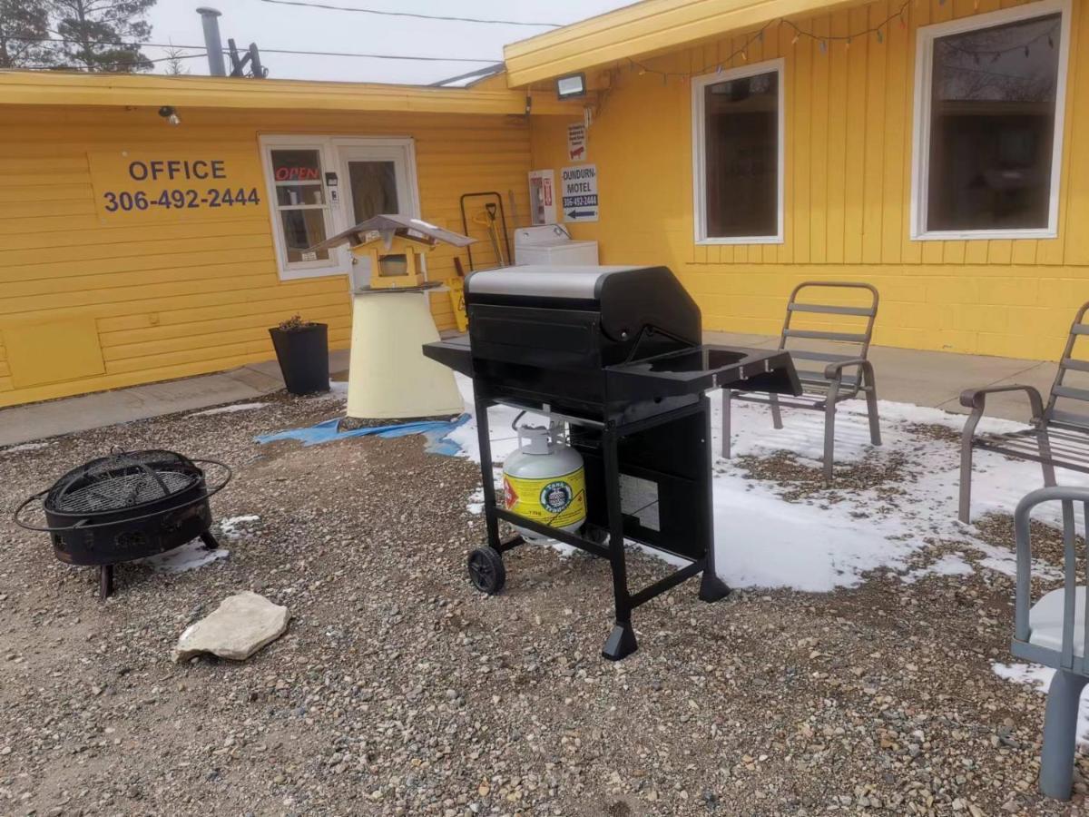 Dundurn Motel Екстериор снимка