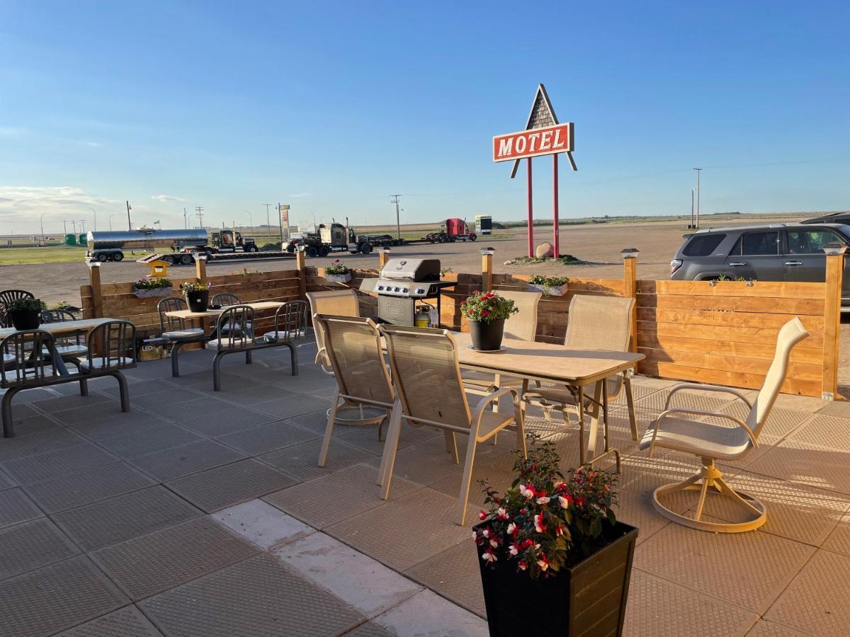 Dundurn Motel Екстериор снимка